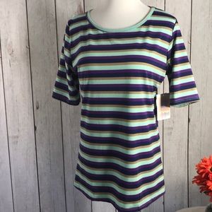 LuLaRoe L GiGi Shirt